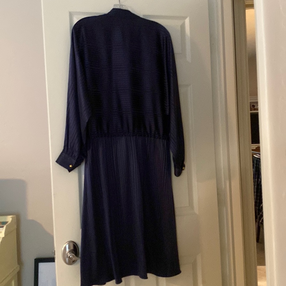 Tory Burch silky dress with drawstring waste.   Worn a few times.  Not my style